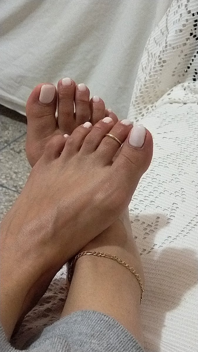 nana zmood tweet media