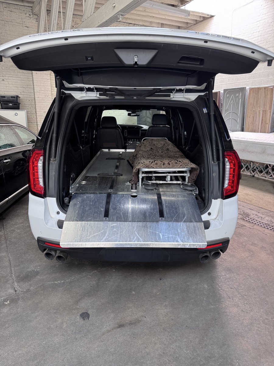 Tiny | B tweet media