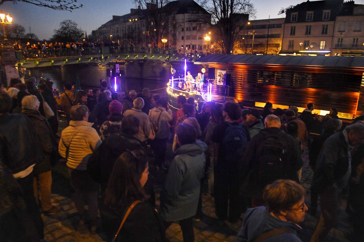 Johanna Rolland tweet media