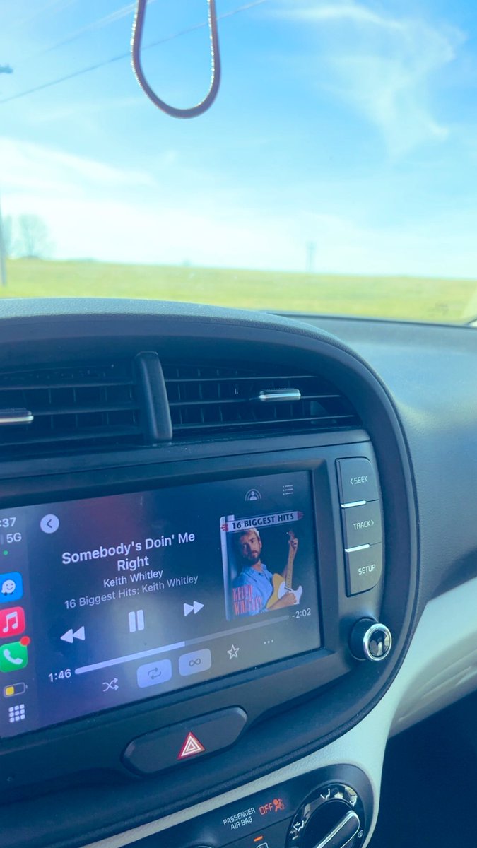 fey 🌸 tweet media