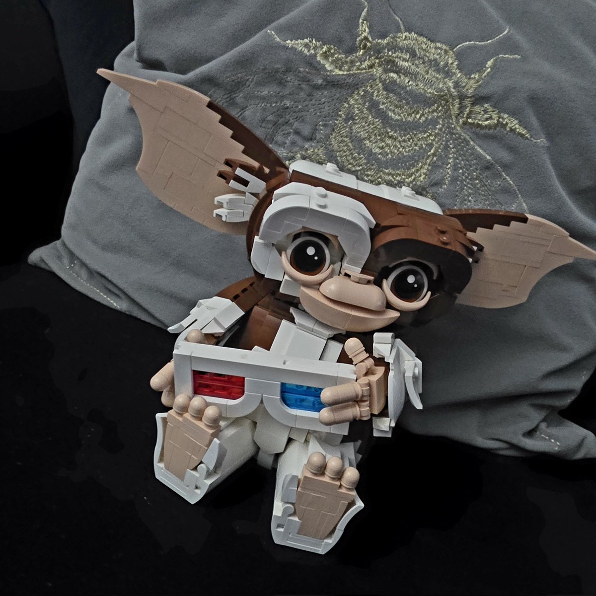 rywilson12's tweet photo. So good! #Gizmo #Gremlins #Lego #NeverTooOldForLego https://t.co/4klvZXhaPG