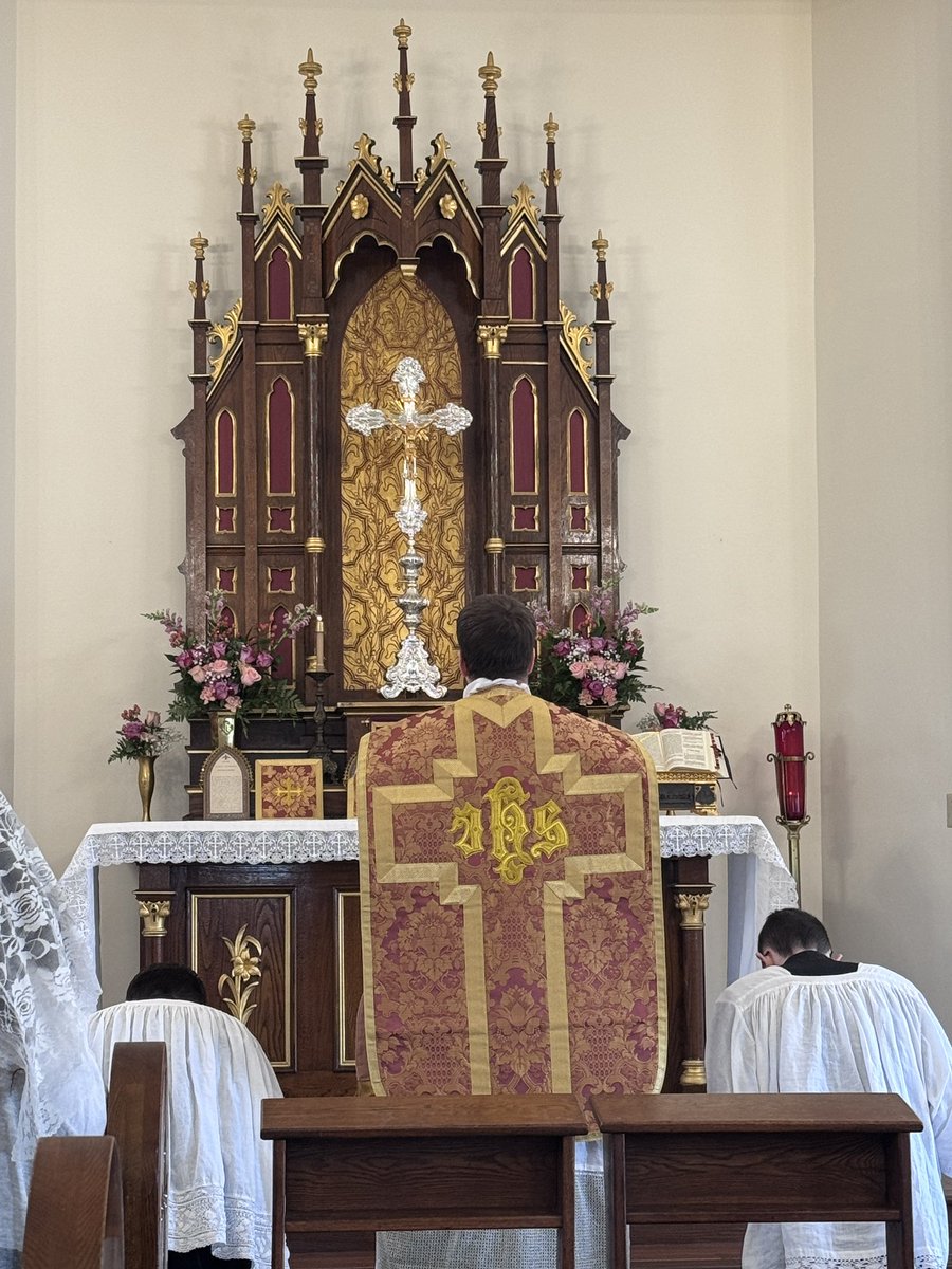 Roman Catholic Media tweet media