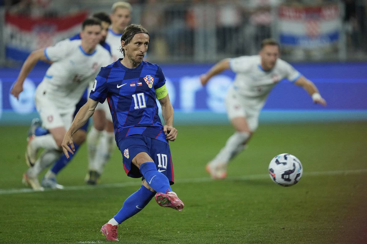 Alex Boyér tweet media