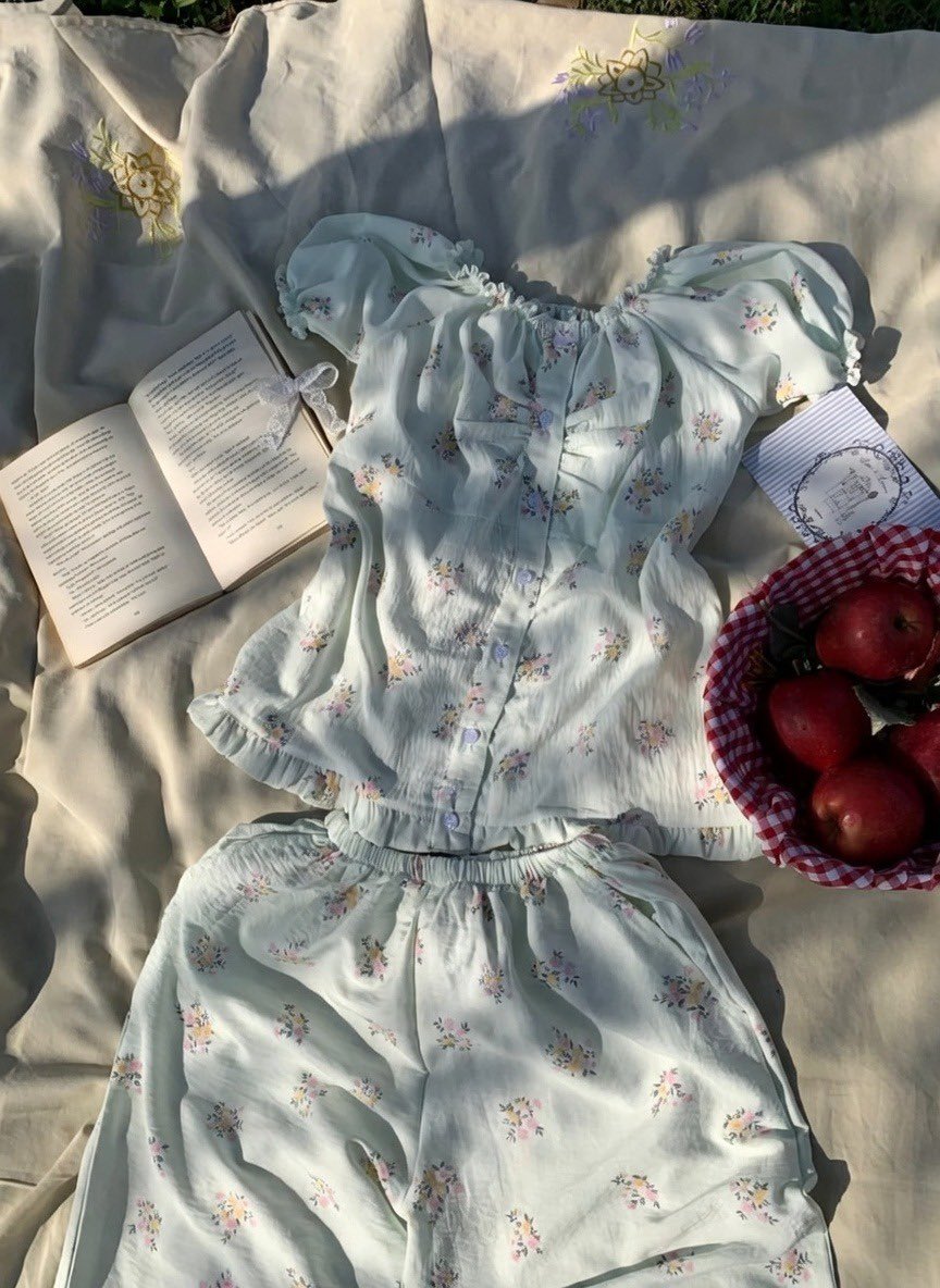 سُعادً tweet media