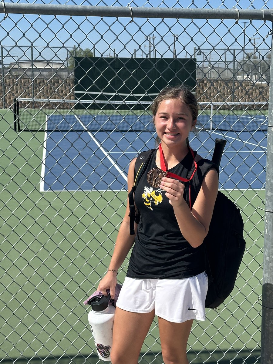 EC Hornet Tennis tweet media