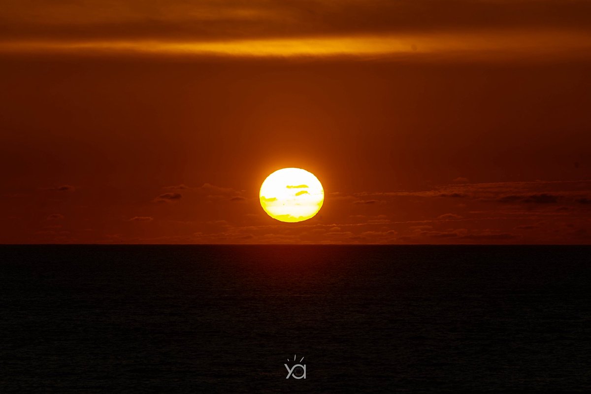 yaaba_'s tweet photo. Images du coucher du soleil tout à l'heure avant l'observation. https://t.co/lbQVE82Ny0