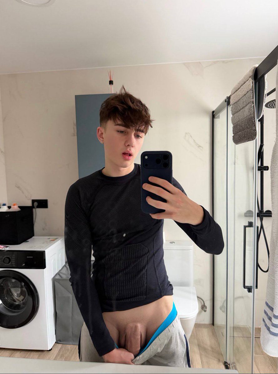 Danieland tweet media