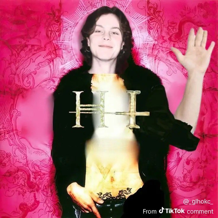 rowan/koala/lydia 🎄💐 tweet media