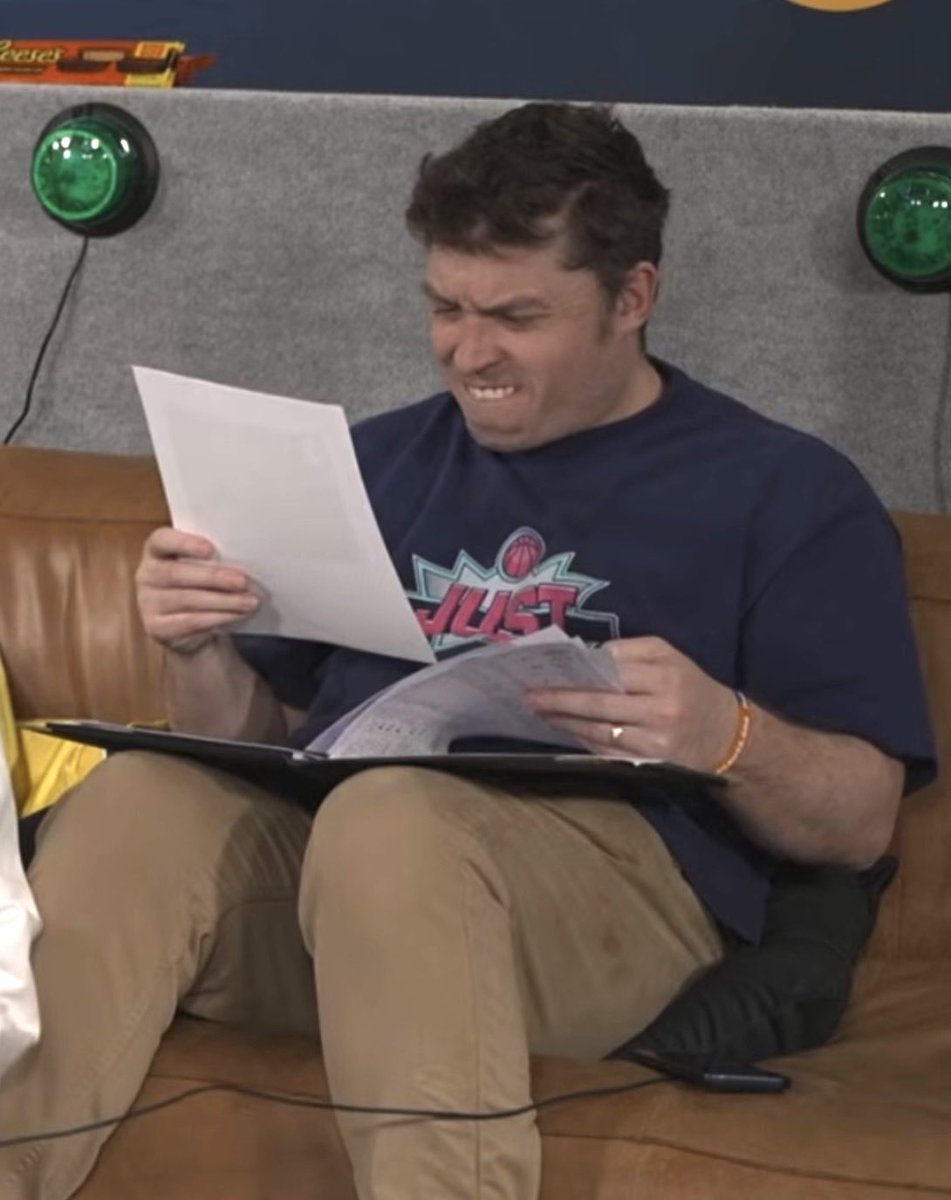 Viva La Stool tweet media