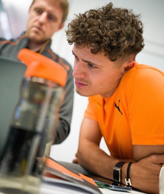 zainab ¹ tweet media