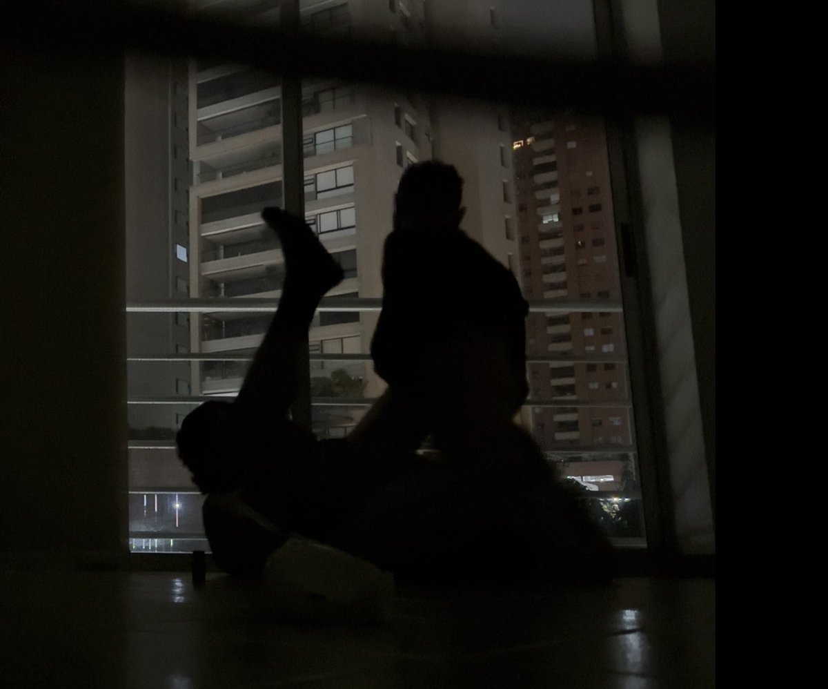 Alejandro Holguín tweet media