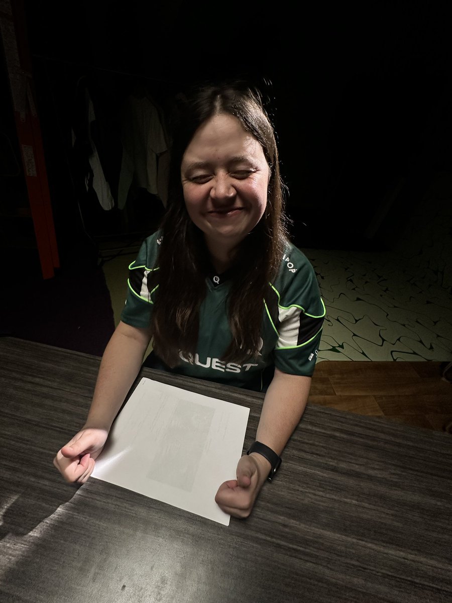 Jen Bott tweet media