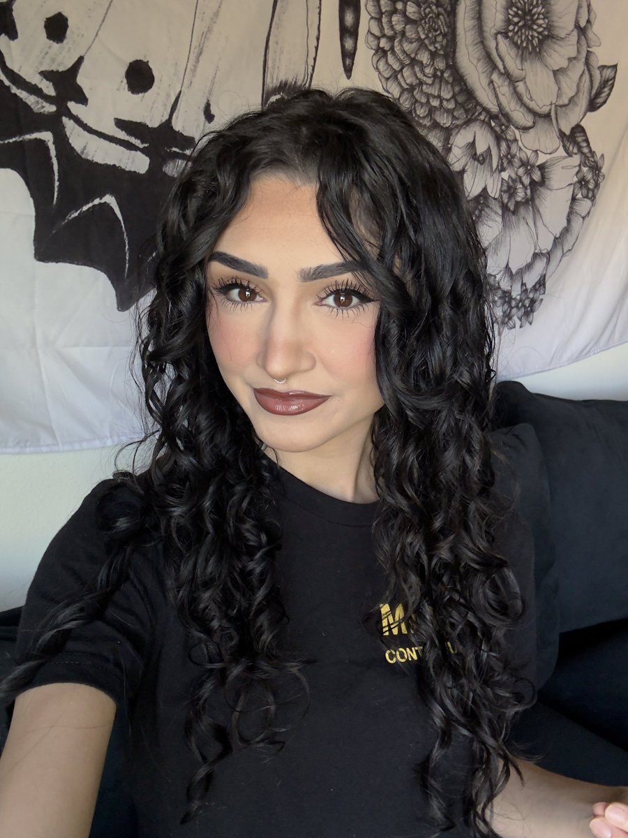 Devinique Maricella tweet media