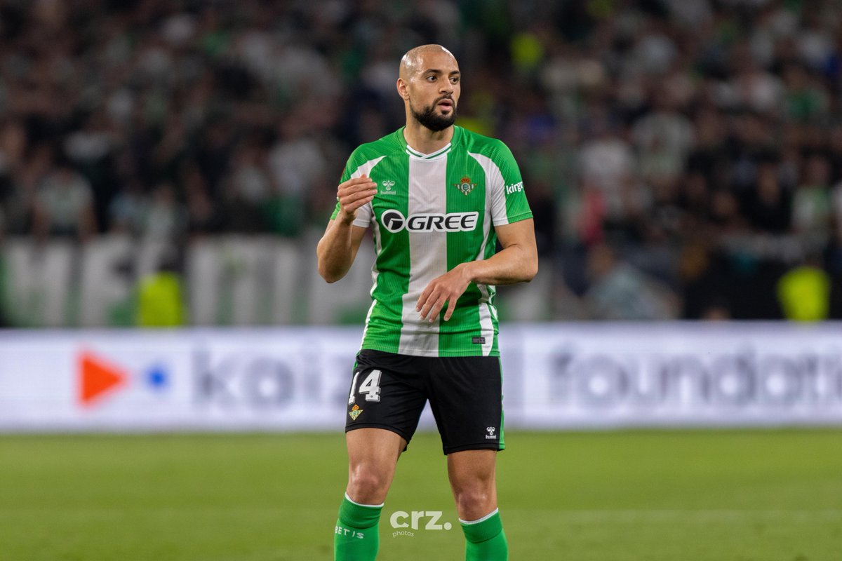 🔝🟢 SOFYAN AMRABAT en su vuelta al terreno de juego:

Pases precisos 65/69 (94%)
Pases en campo rival (precisión) 36/40 (90%)  
Pases largos (acertados) 4/5 (80%)
Contribuciones defensivas 3 
Entradas (ganadas) 1 (1)
Despejes 2
1 GOL

🇲🇦 Equilibrio y seguridad al servicio de