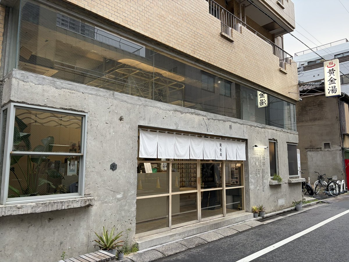 tossy⚡︎ tweet media