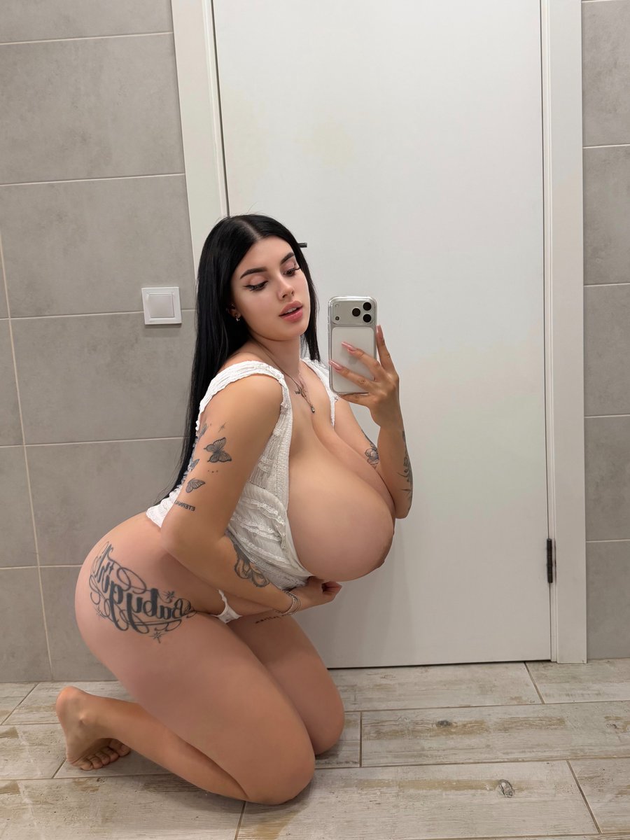 Honey Mona 🍯 YOUR GIFT IS IN MY BIO💋 tweet media