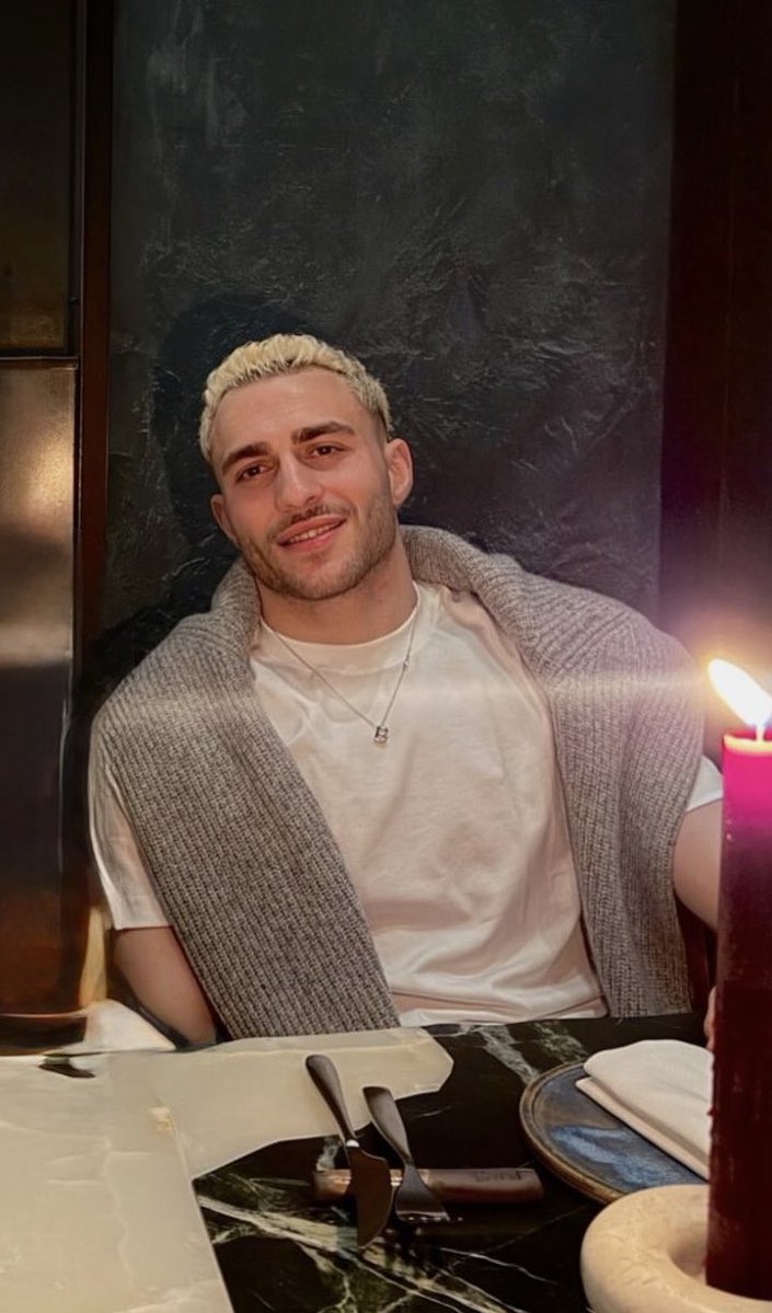 𝒜𝓊𝓇𝑒𝓃𝒶⋆.˚🦢⋆ tweet media