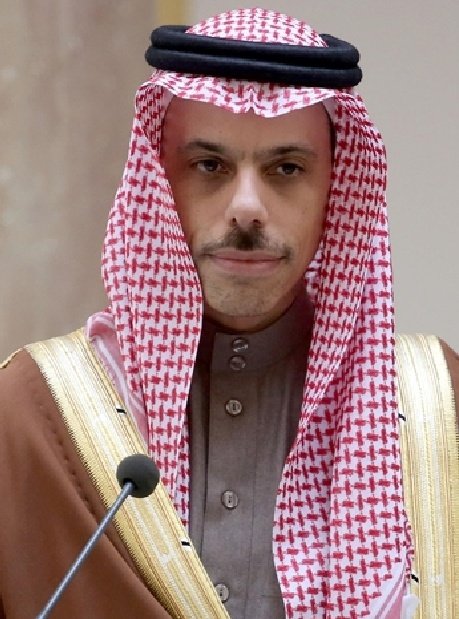 بنده خدا tweet media