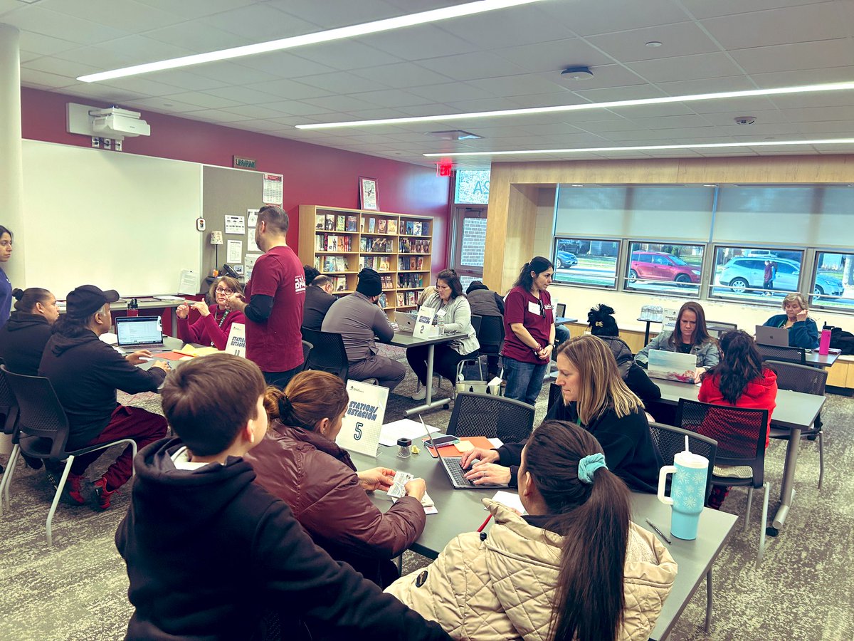 Mrs. Cristobal tweet media