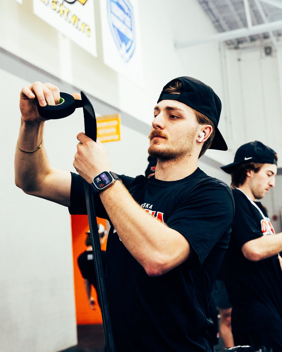 UNO ACHA Hockey tweet media