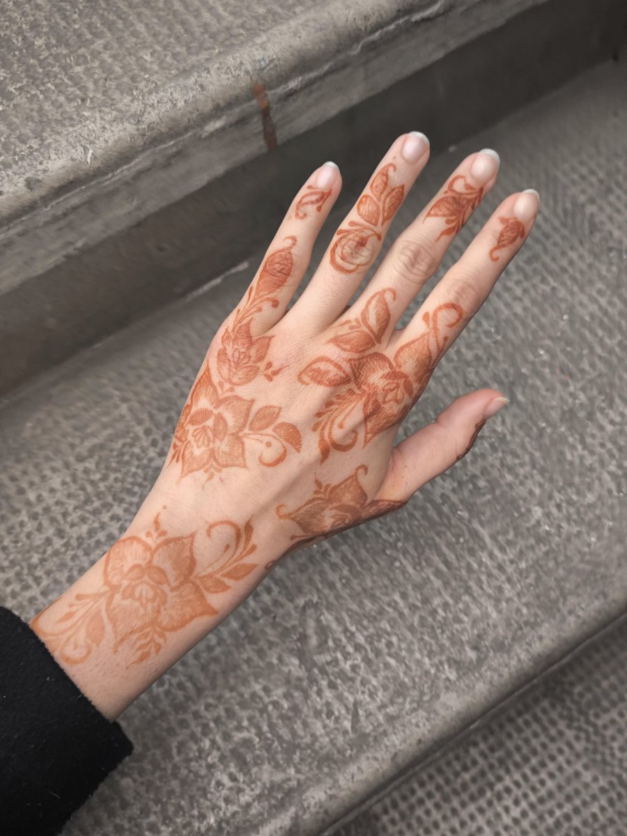 Mimi 🇲🇾 tweet media