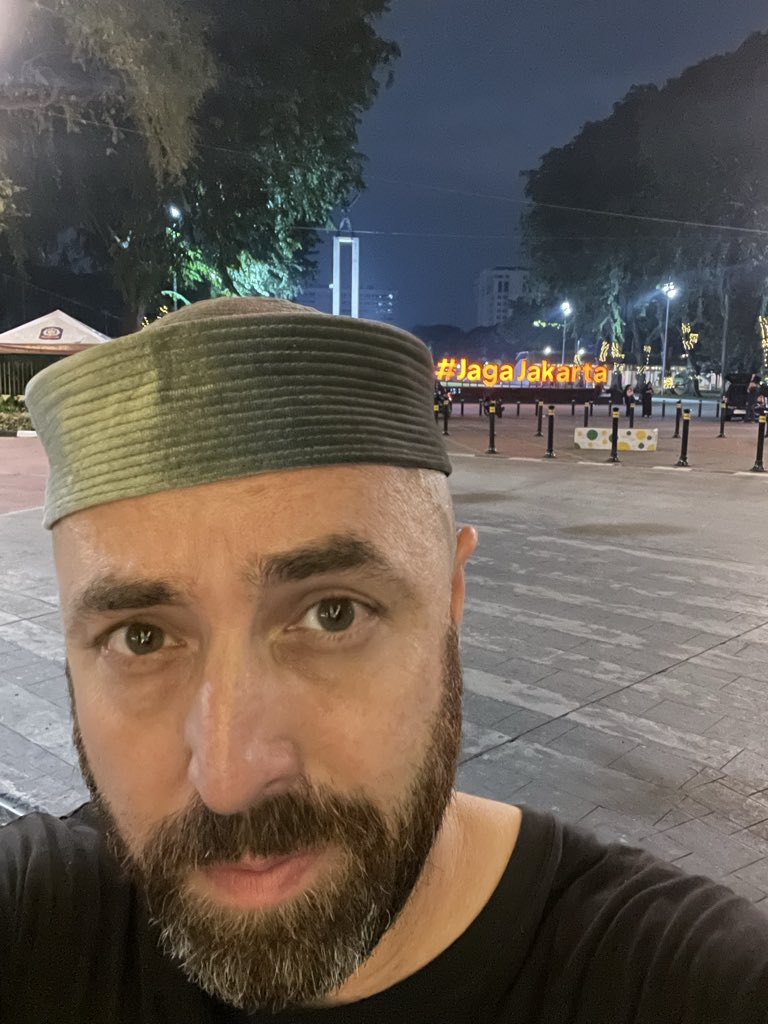 Harry Elliff tweet media