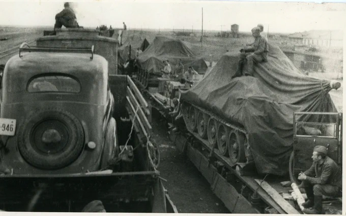 Tank Archives tweet media