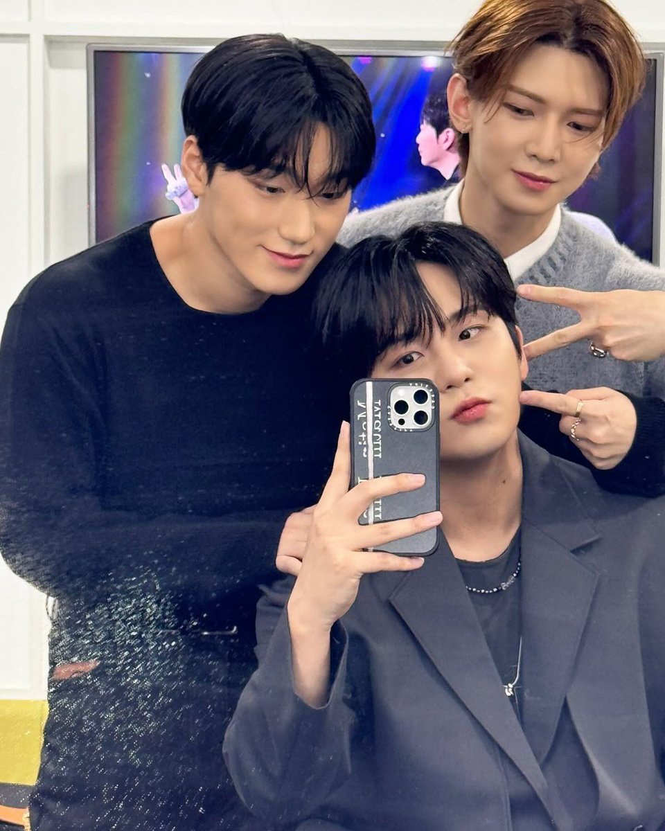 daily jongho. tweet media