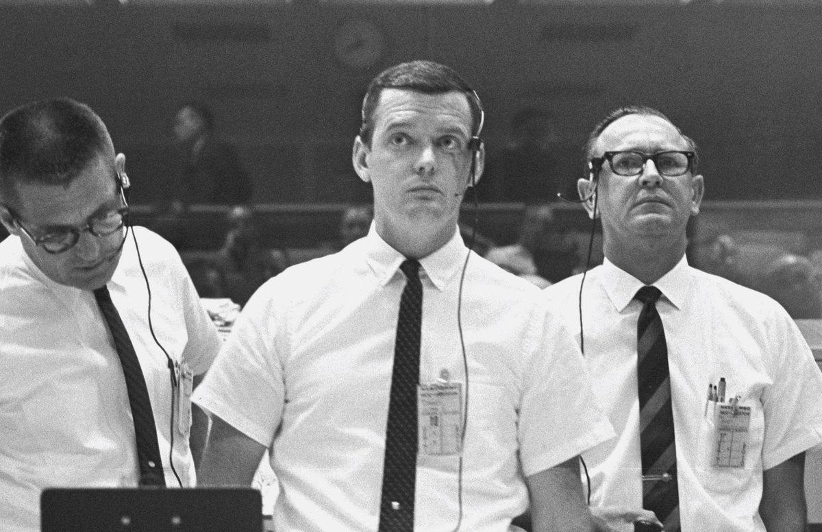 contactlight69's tweet photo. In memory of Glynn Lunney who passed away on March 19, 2021
He was a flight director for the #Apollo11 Moon landing mission &amp; was lead flight director for #Apollo7, the first crewed Apollo flight &amp; #Apollo10, the dress rehearsal for the first Moon landing
https://t.co/c3jCbUQFcO https://t.co/XbQ0CbecJw