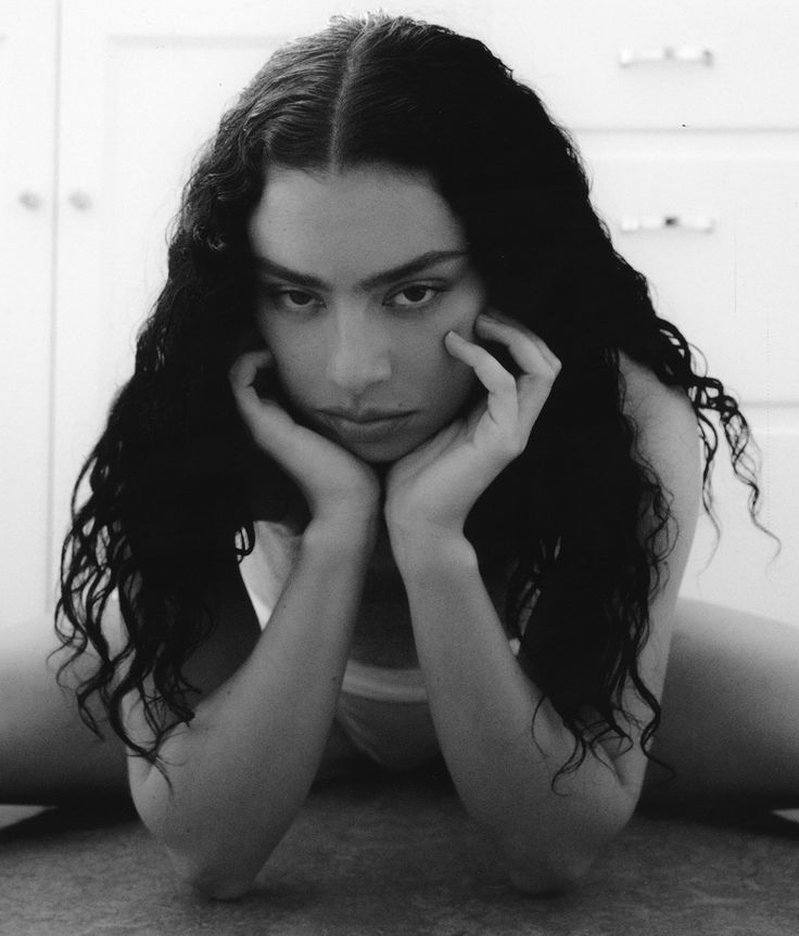 charli xcx museum tweet media