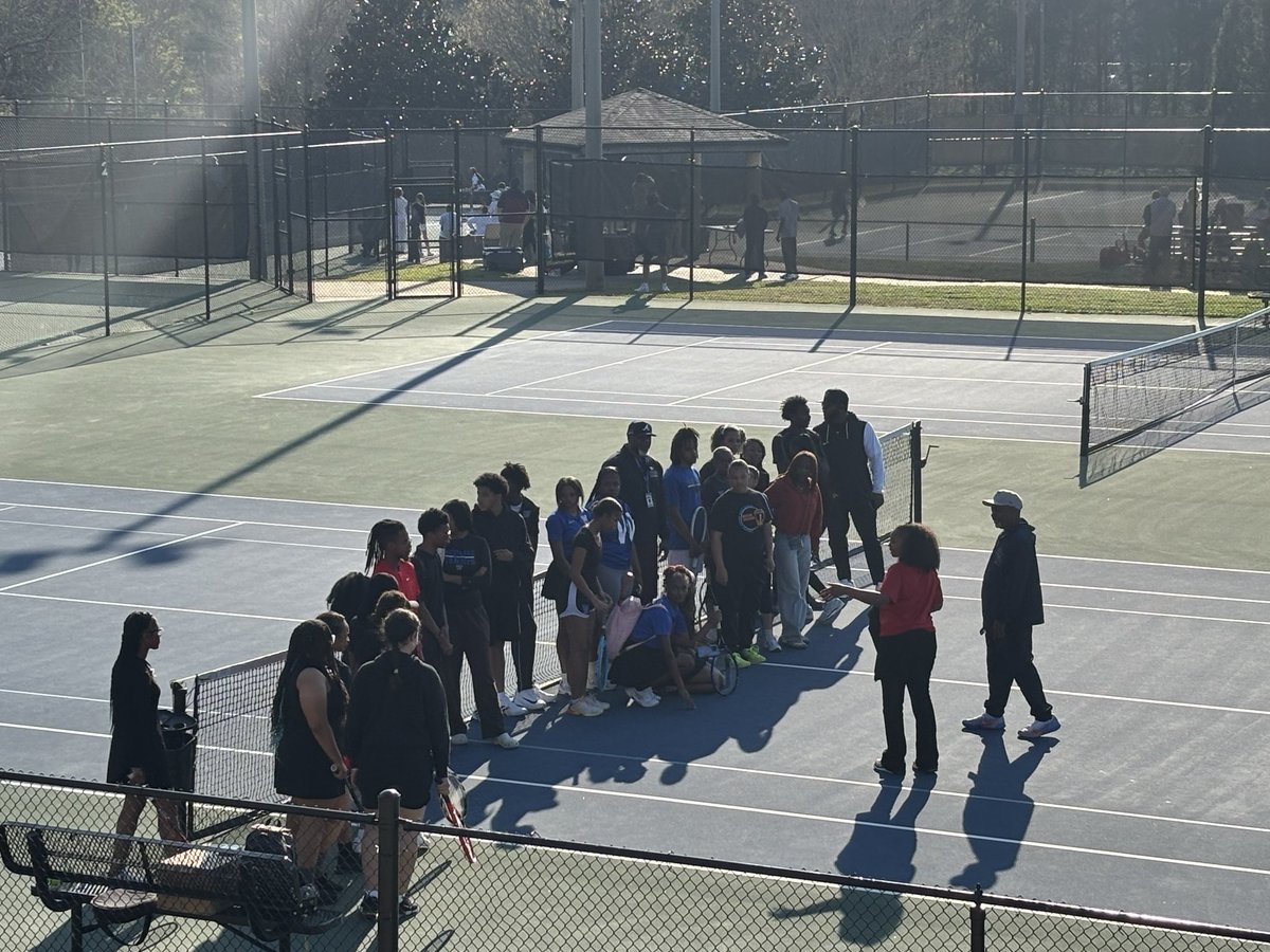 TheUproarWHS tweet media