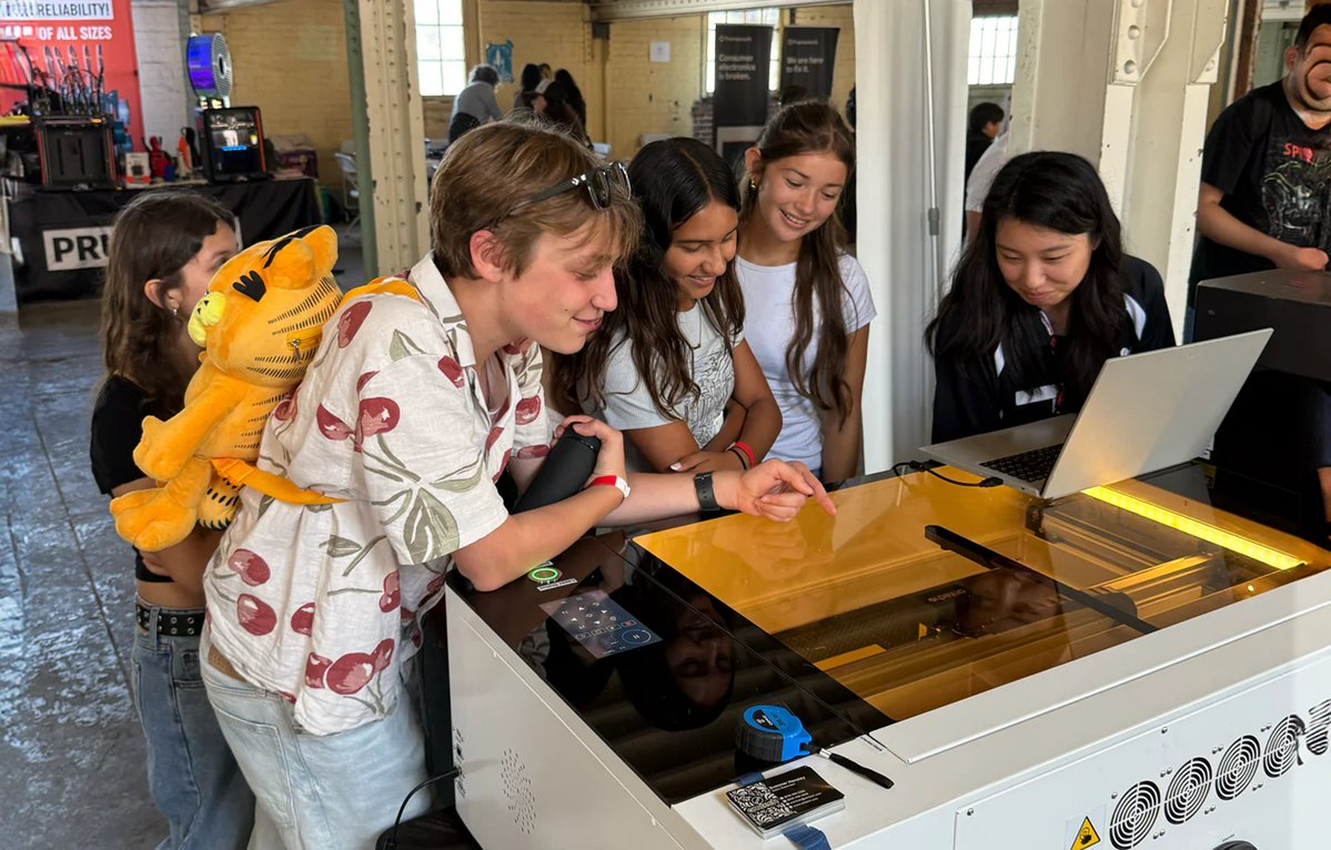 OMTech Laser tweet media