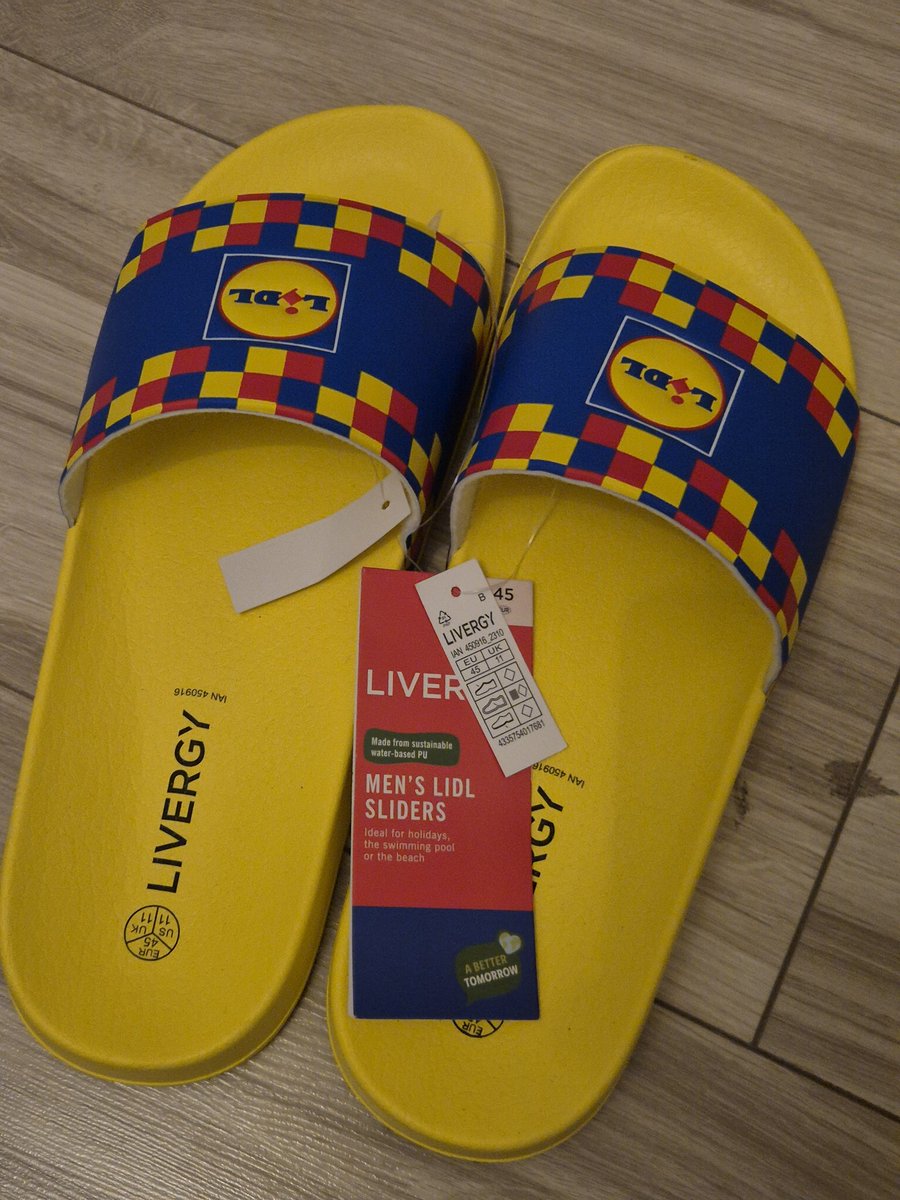 rRr 🇸🇰 tweet media