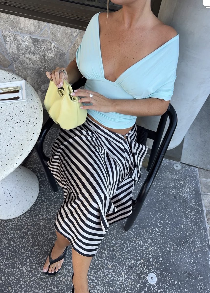 s ♡₊˚🦢・₊✧ tweet media
