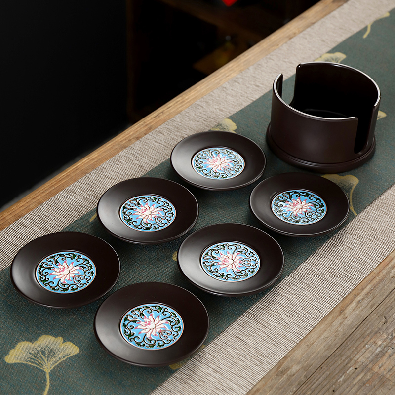 katie lewis tweet media