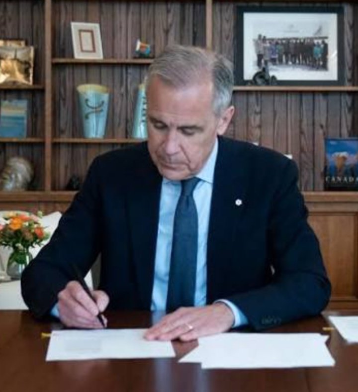 news Core tweet media