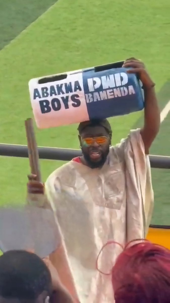 Solir💙❤️ tweet media