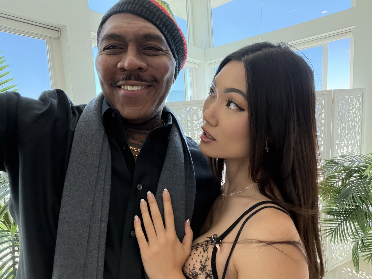 lucy mochi tweet media