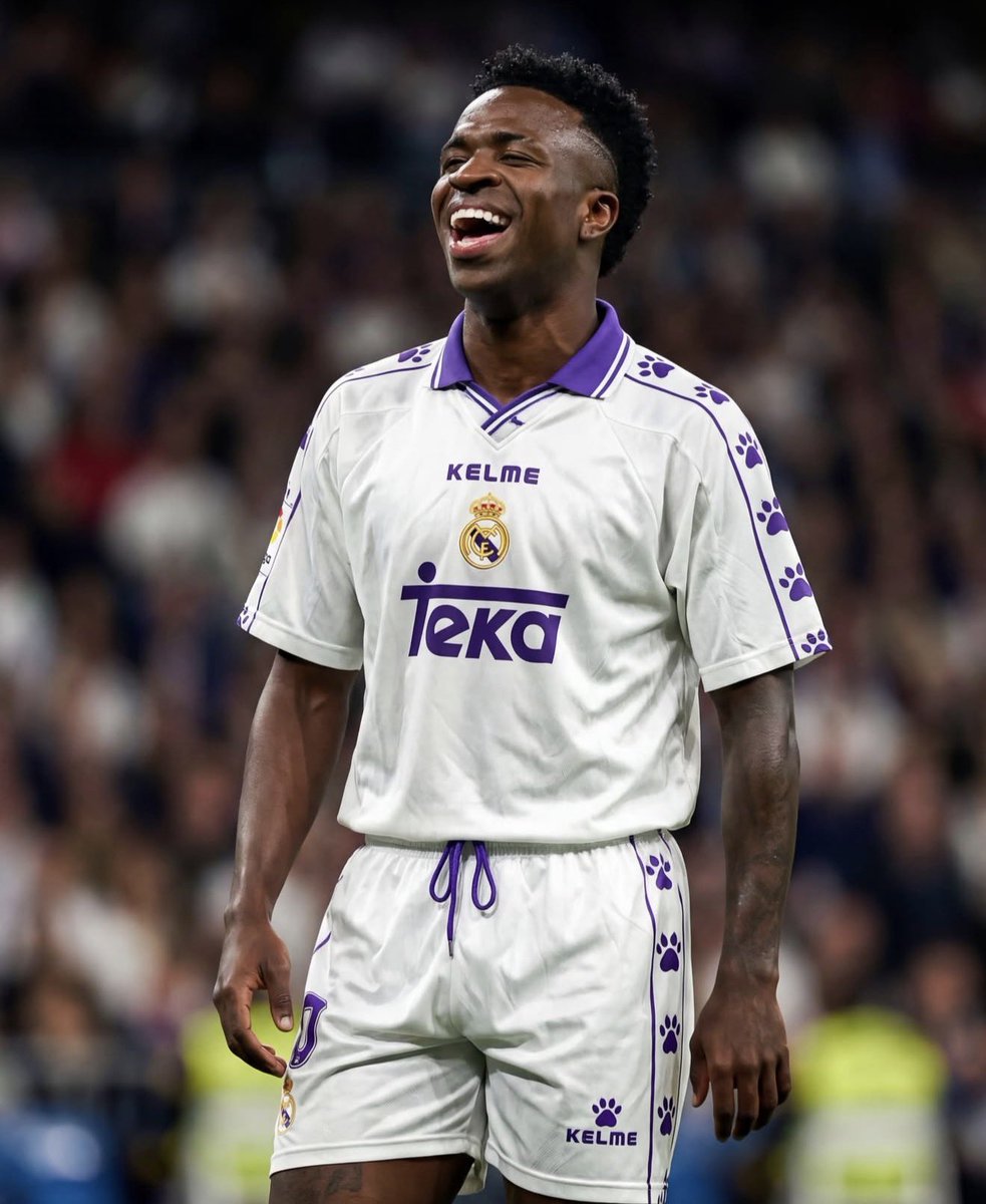 ᴍᴀɴᴜ. tweet media