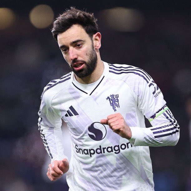 Celebrity Tailor tweet media