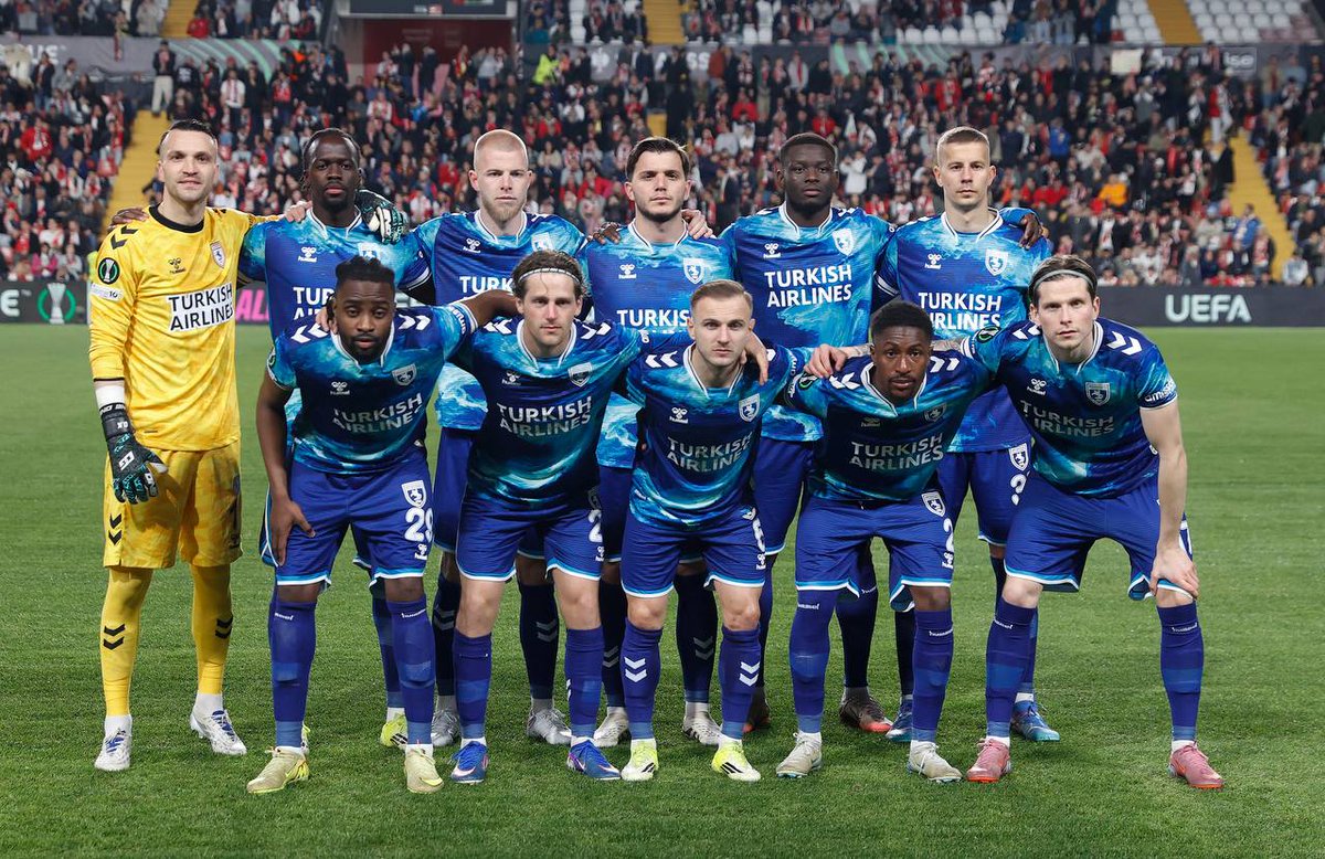 👏 Tebrikler Samsunspor
UEFA Konferans Ligi son 16 turu rövanş maçında Rayo Vallecano'yu deplasmanda 1-0 mağlup etti.

Toplam skorda 3-2 kaybeden temsilcimiz Konferans Ligi'ne veda etti.