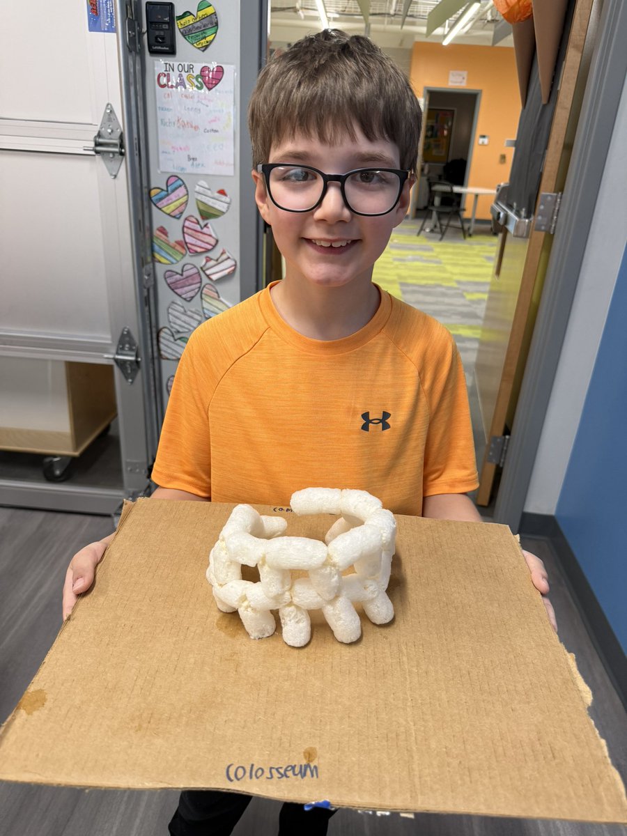 CallKne3's tweet photo. Who says you can’t build Rome in a day?  Our students had a blast recreating Roman architecture as we wrap up our unit on Ancient Rome! https://t.co/1VqhemXsgO