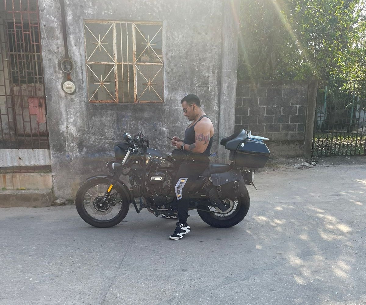 victor hugo tweet media