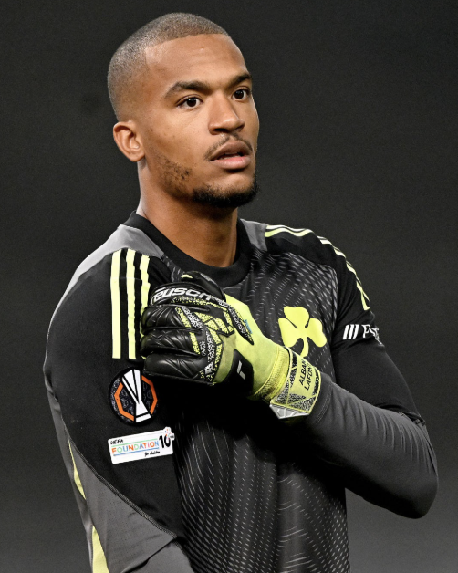 Leader☘️ tweet media