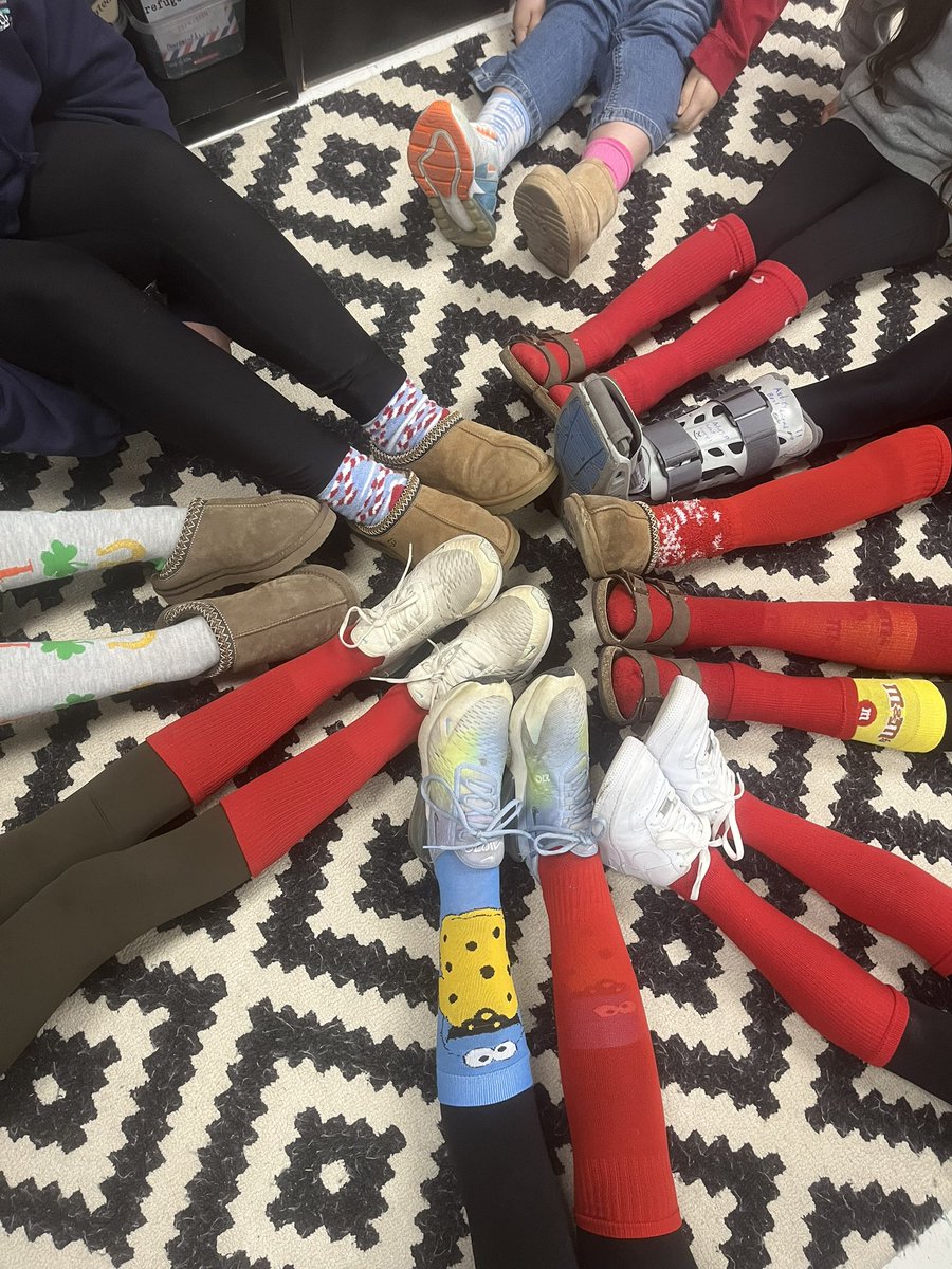 Miss Chambers tweet media