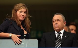 When #DSWHU is arrested, #KarrenBrady will claim ignorance of his widespread abuse of underage girls &amp; women.

She's been by his side for 4 decades!

She'll be laughed at!

#Ladybrady is top of DS's network of liars/enablers who've helped his crimes go unpunished across decades!