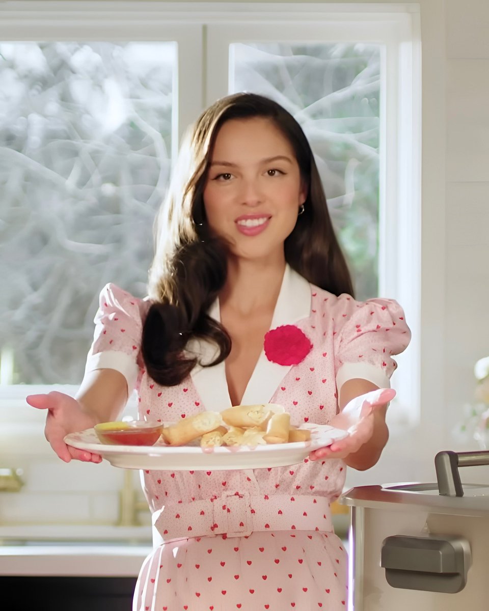 Pop Crave tweet media