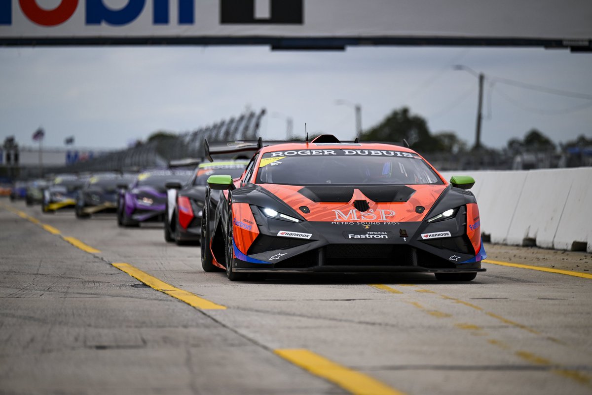 waynetaylorrcng's tweet photo. LST Race 1 is 🟢 Stream live on Peacock!
#WayneTaylorRacing #LamboPalmBeach https://t.co/1UNUARv3ay