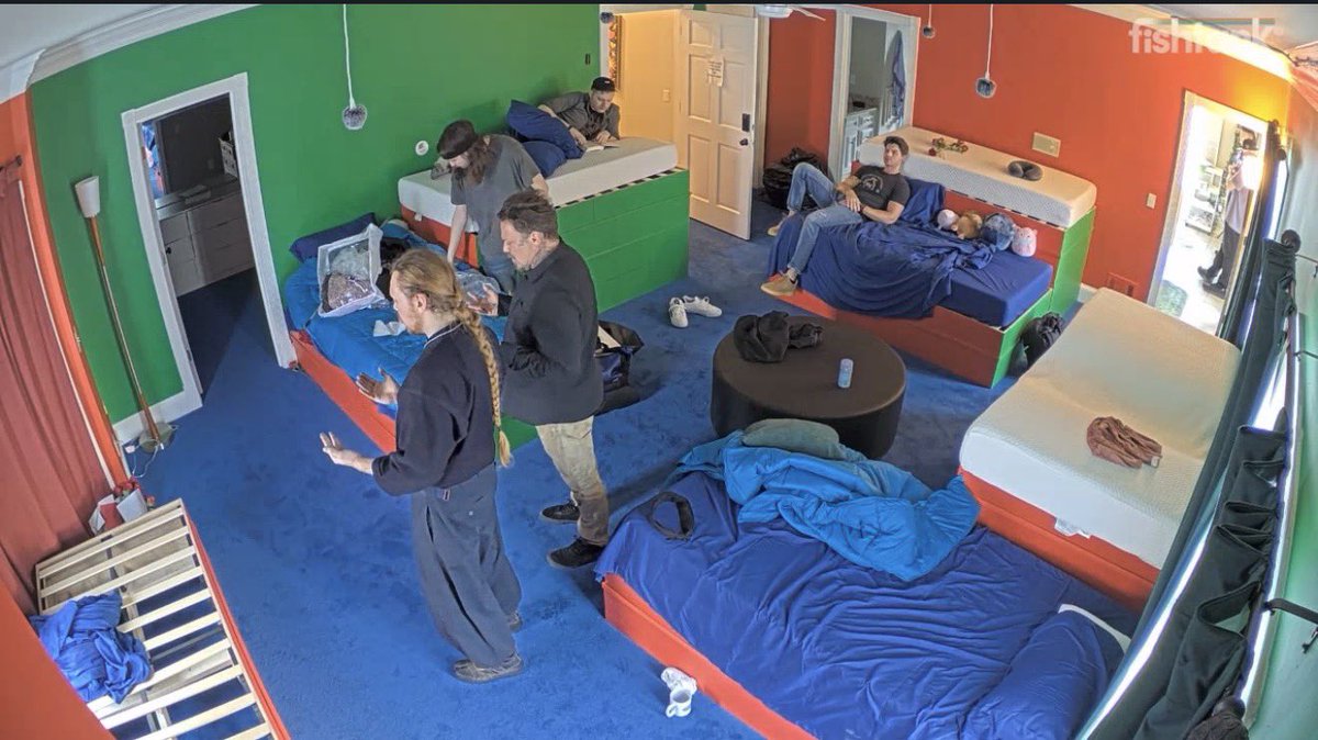 Stranger tweet media