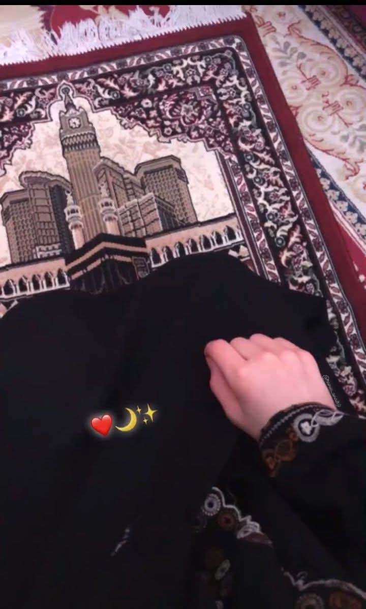 اقراء قریشی 🦋 tweet media